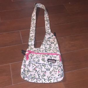 NWOT crossbody Kavu bag